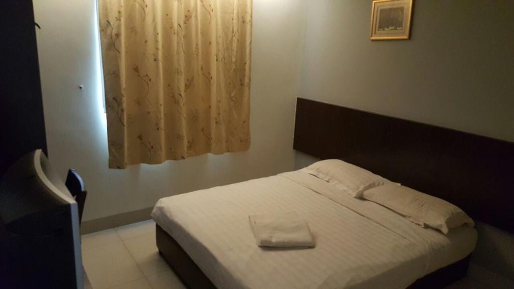 Tiong Nam Hotel Pasir Gudang Exterior photo