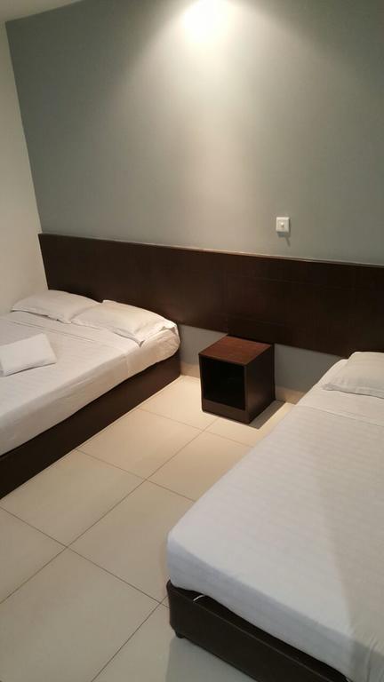 Tiong Nam Hotel Pasir Gudang Exterior photo