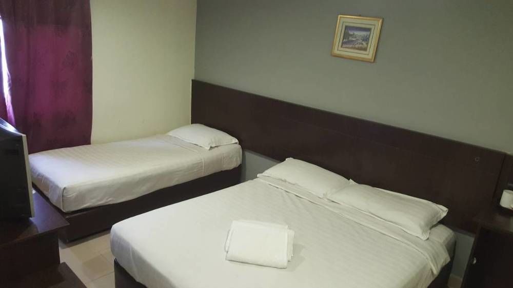 Tiong Nam Hotel Pasir Gudang Exterior photo